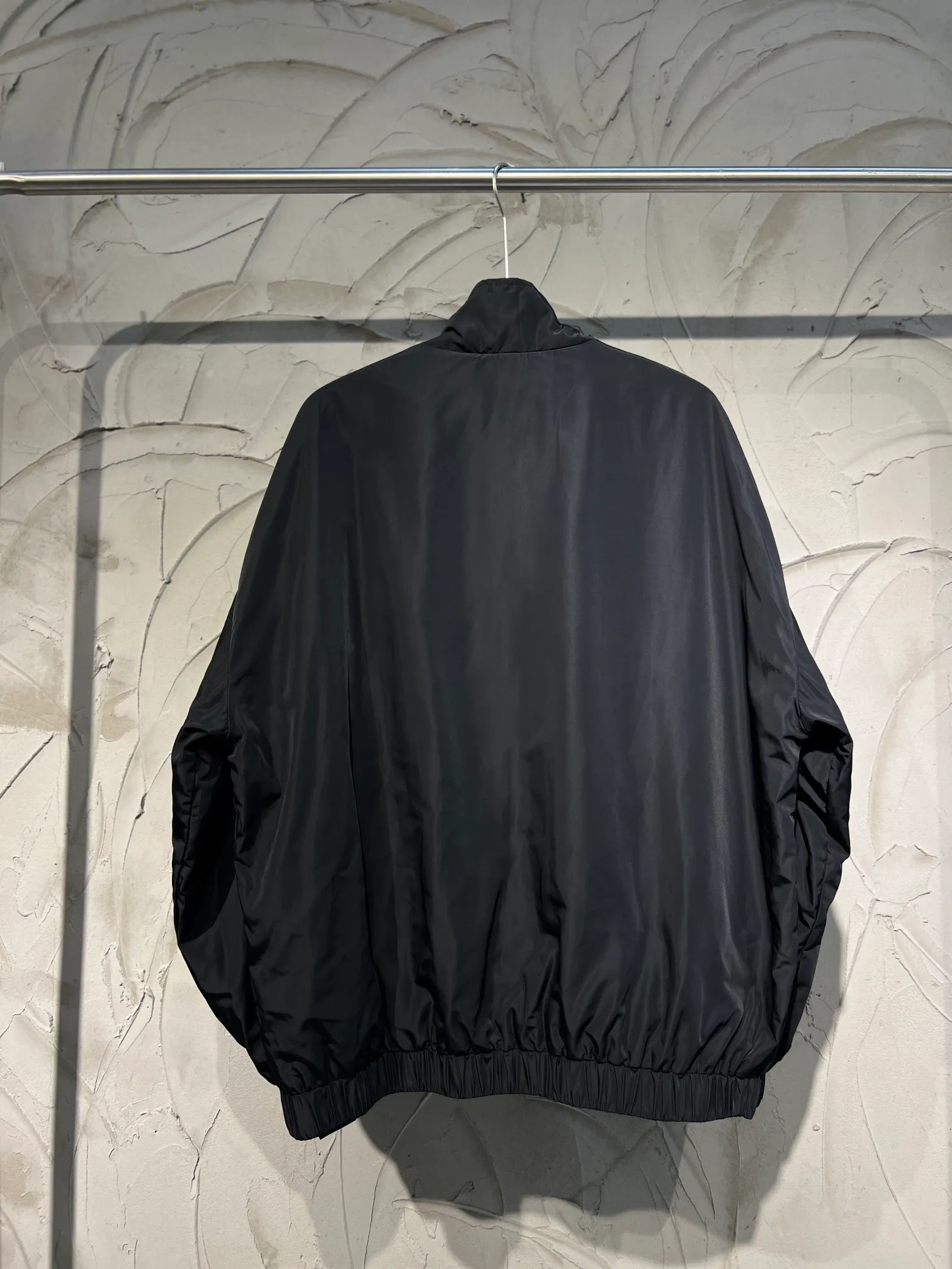 Balenciaga New Arrival BLCGNew Arrival LOGO ，Stencil Type Retro ·STENCIL TYPE TRACKSUIT · · · · · ·2 · · stencil type · ： ·Size：1-2-3( Same Style)